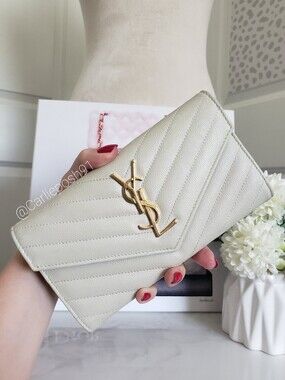 Authentic Pre-owned Yves Saint Laurent Grain De Poudre Envelope Flap Wallet